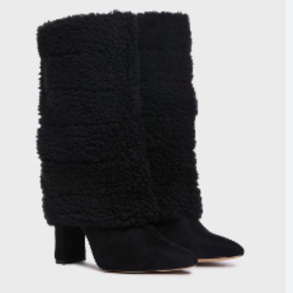 Lavish Life Faux Fur Boots  Size 7